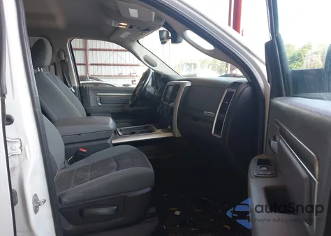 2017 Ram 1500 Big Horn 4X4 5'7 Box z USA, uszkodzony, nr VIN 1C6RR7LT1HS854465